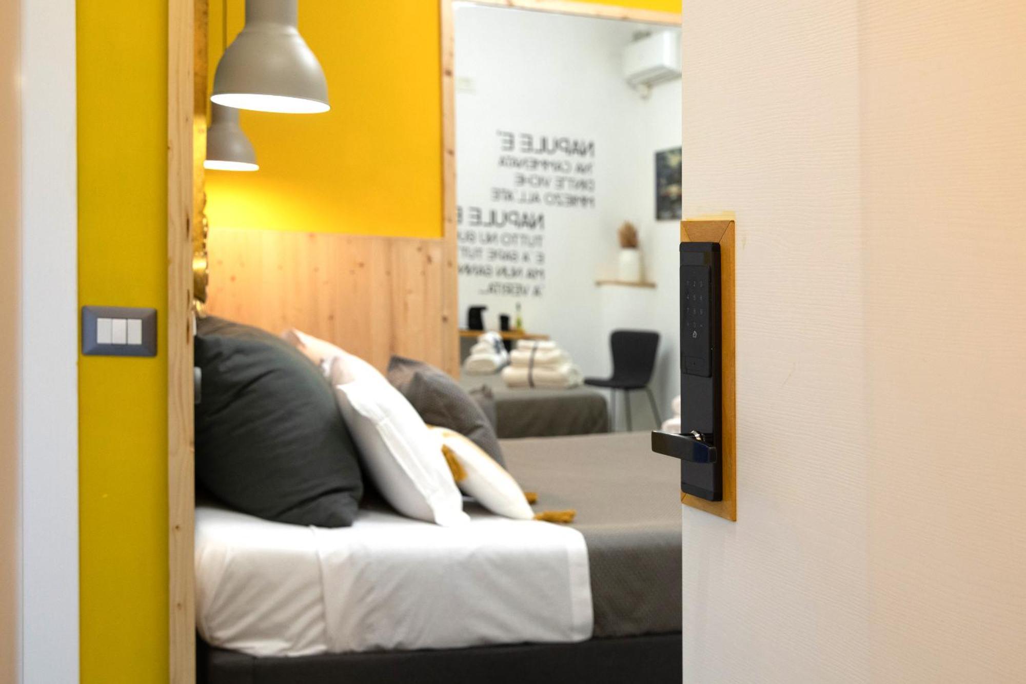 Miracolo Al Duomo Smart Accomodations Napoli Exterior foto